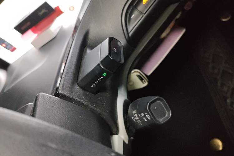Used Baojun KiWi EV 2021 Artist Model Ternary Lithium Gear Lever