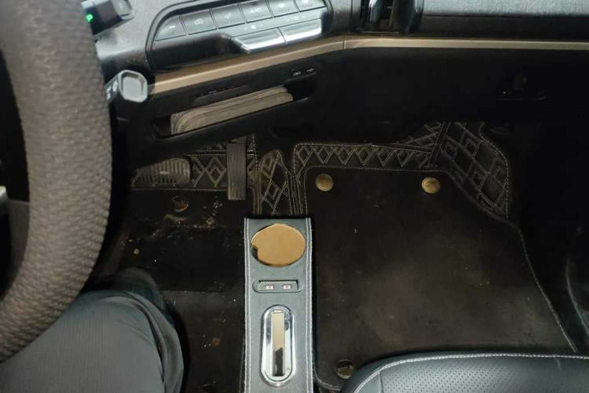Used Baojun KiWi EV 2021 Artist Model Ternary Lithium Gear Lever