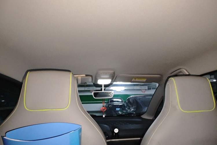 Used Baojun KiWi EV 2021 Artist Model Ternary Lithium Headliner