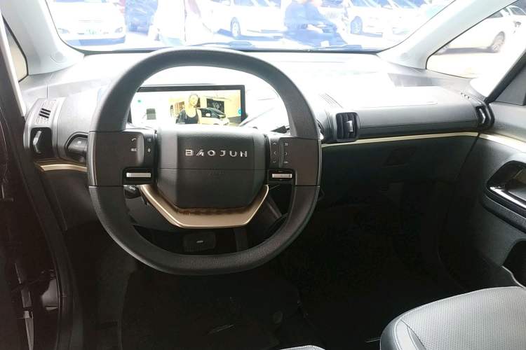 Used Baojun KiWi EV 2021 Artist Model Ternary Lithium Interior 1