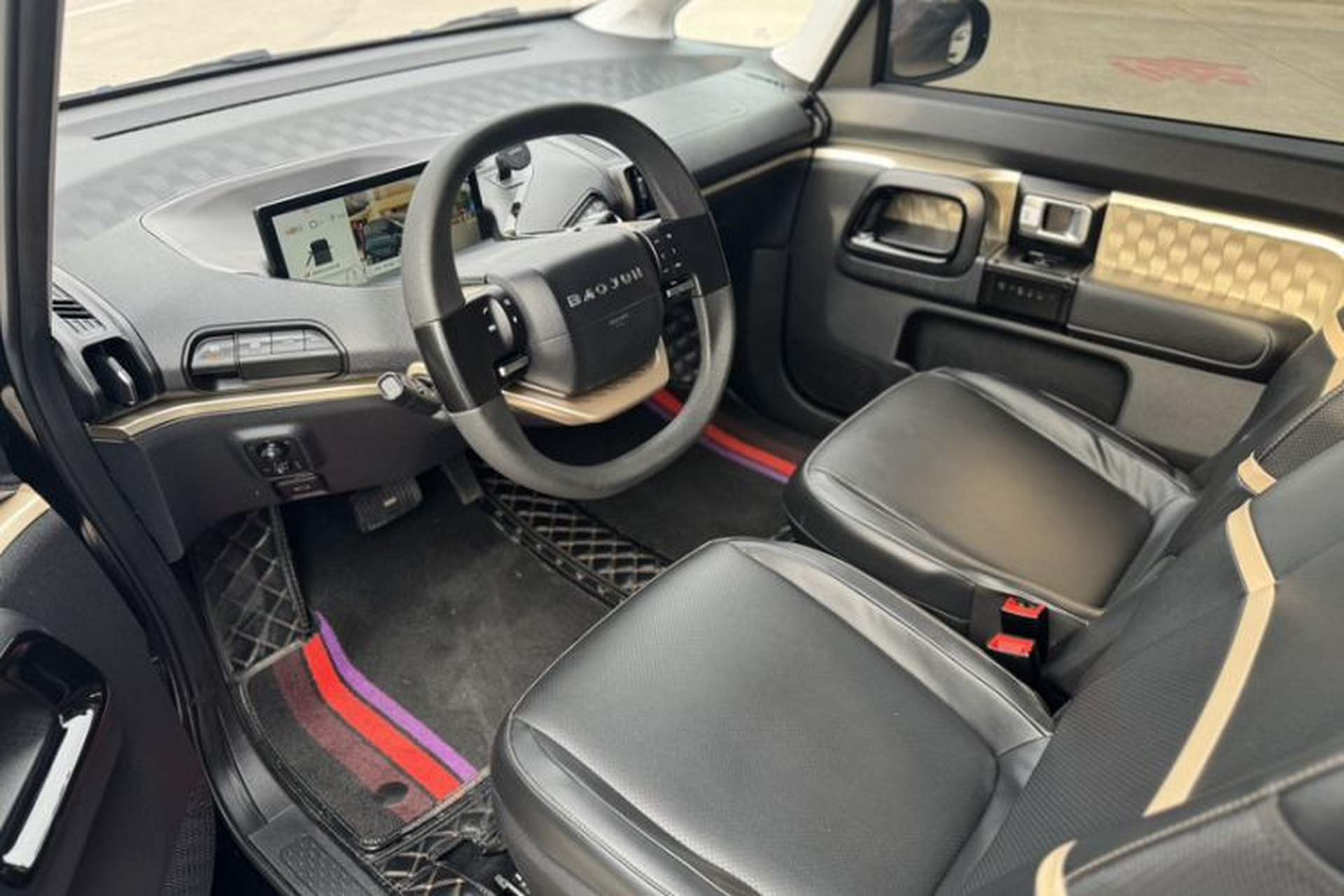 Used Baojun KiWi EV 2021 Artist Model Ternary Lithium Interior 3