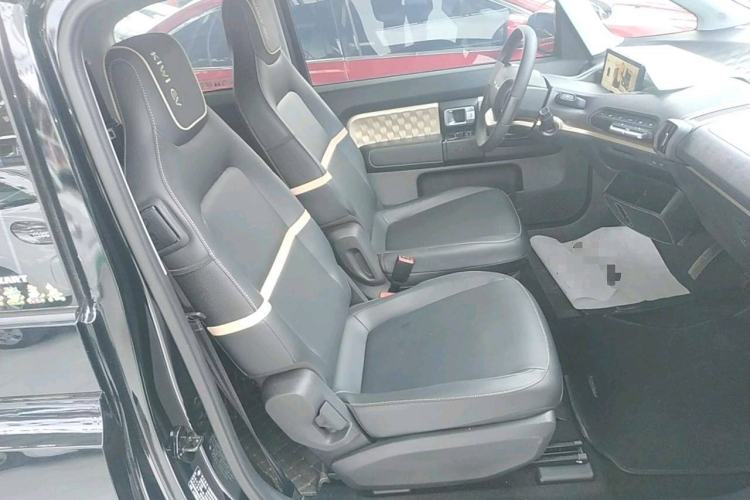 Used Baojun KiWi EV 2021 Artist Model Ternary Lithium Interior 8