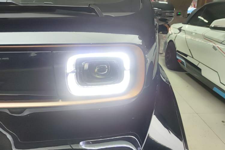 Used Baojun KiWi EV 2021 Artist Model Ternary Lithium Left Front Headlight