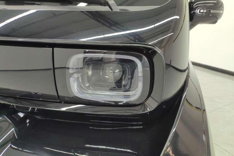 Used Baojun KiWi EV 2021 Artist Model Ternary Lithium Left Front Headlight