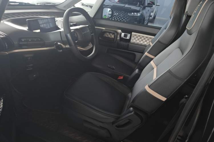 Used Baojun KiWi EV 2021 Designer Lithium Iron Phosphate Left Front Seat