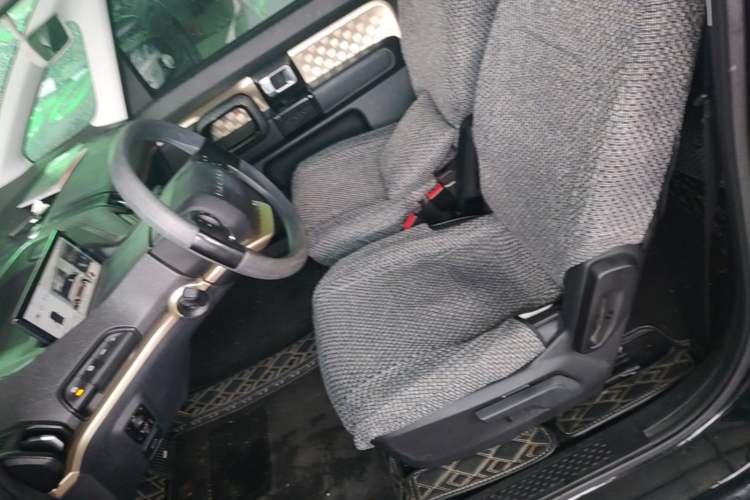 Used Baojun KiWi EV 2021 Artist Model Lithium Iron Phosphate Left Front Seat