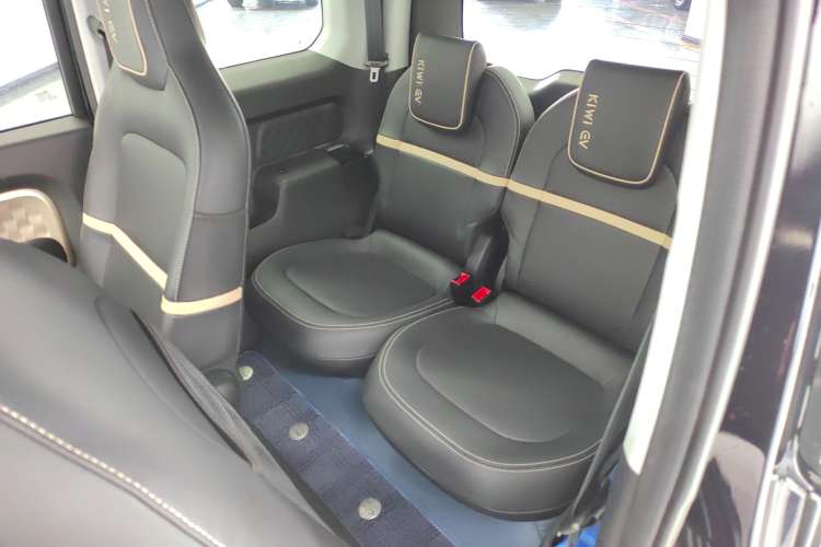 Used Baojun KiWi EV 2021 Artist Model Ternary Lithium Left Rear Seat