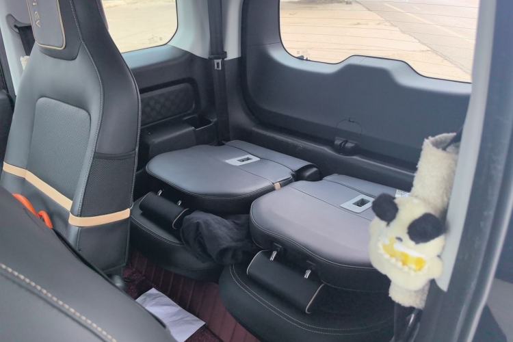 Used Baojun KiWi EV 2021 Artist Model Ternary Lithium Left Rear Seat
