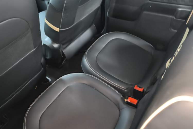 Used Baojun KiWi EV 2021 Designer Lithium Iron Phosphate Left Rear Seat