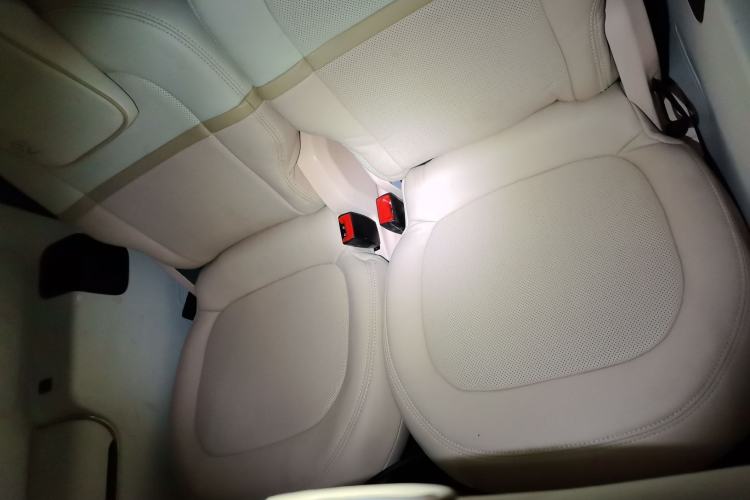 Used Baojun KiWi EV 2021 Artist Model Lithium Iron Phosphate Left Rear Seat