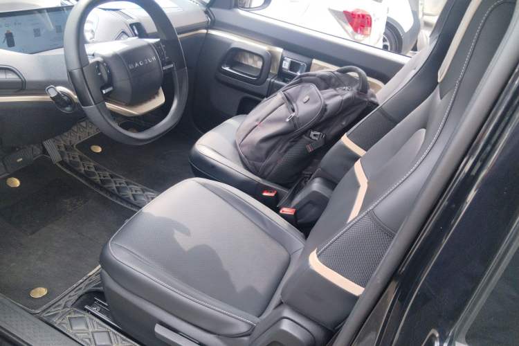 Used Baojun KiWi EV 2021 Designer Lithium Iron Phosphate Left Rear Seat