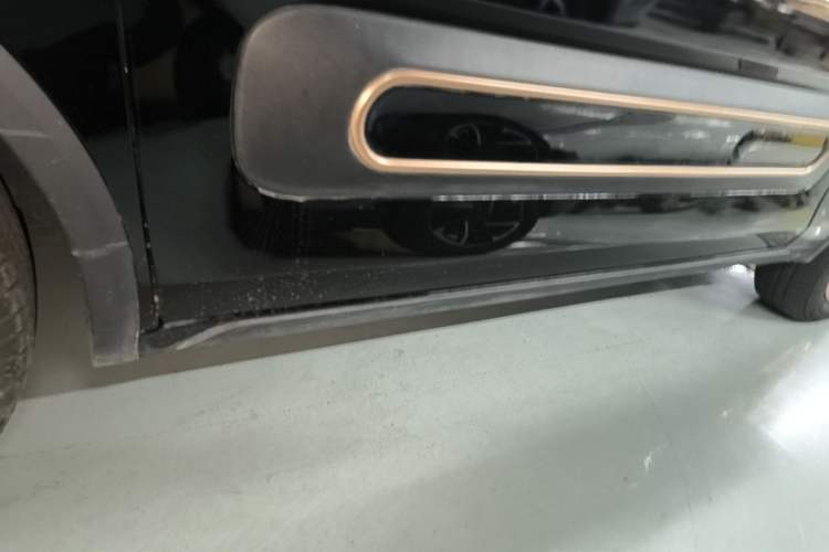 Used Baojun KiWi EV 2021 Designer Ternary Lithium Left Side Sill