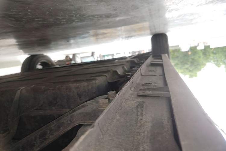 Used Baojun KiWi EV 2021 Artist Model Ternary Lithium Left Side Sill