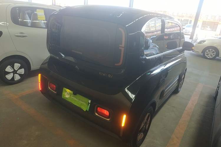 Used Baojun KiWi EV 2021 Designer Ternary Lithium Rear Right 45 Deg