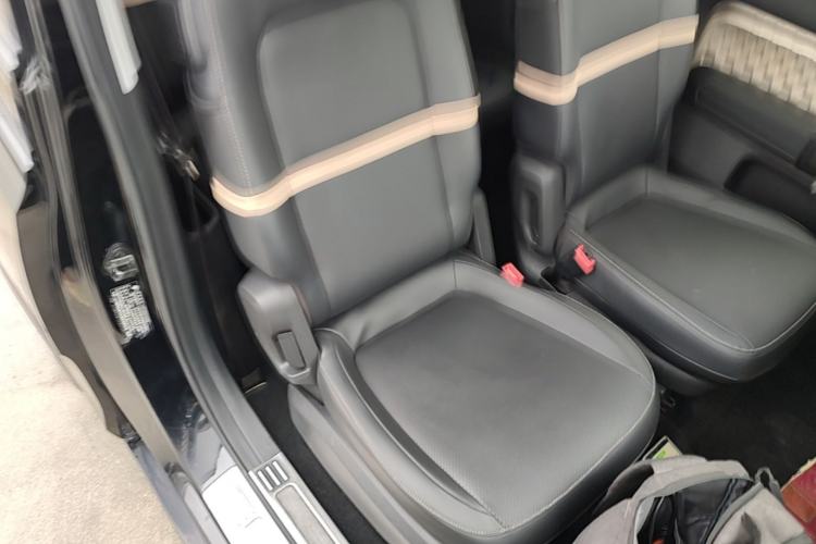 Used Baojun KiWi EV 2021 Designer Lithium Iron Phosphate Right Front Seat