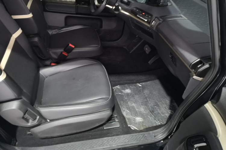 Used Baojun KiWi EV 2021 Artist Model Lithium Iron Phosphate Right Front Seat
