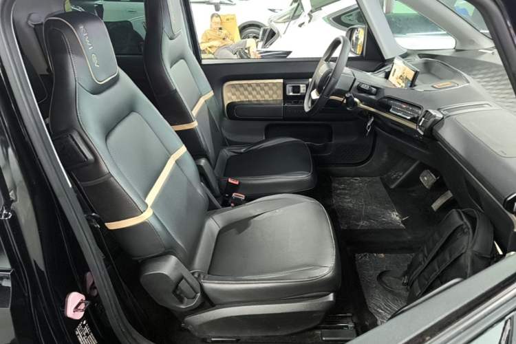 Used Baojun KiWi EV 2021 Designer Ternary Lithium Right Front Seat