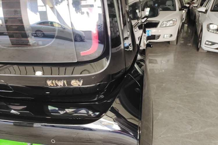 Used Baojun KiWi EV 2021 Artist Model Ternary Lithium Right Rear Taillight