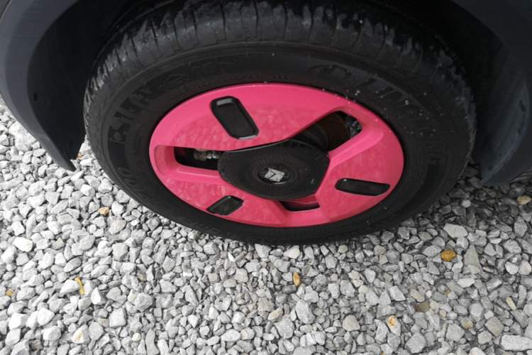 Used Baojun KiWi EV 2021 Artist Model Ternary Lithium Right Rear Wheel Hub