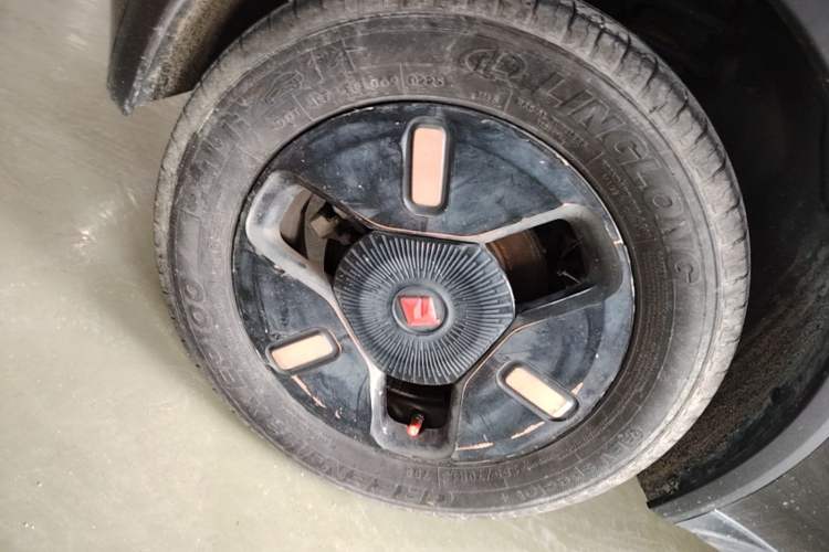 Used Baojun KiWi EV 2021 Artist Model Ternary Lithium Right Rear Wheel Hub