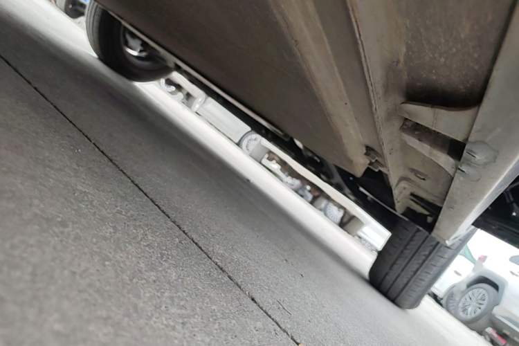 Used Baojun KiWi EV 2021 Designer Lithium Iron Phosphate Right Side Sill