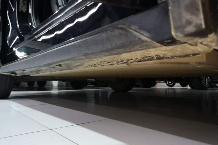 Used Baojun KiWi EV 2021 Artist Model Lithium Iron Phosphate Right Side Sill