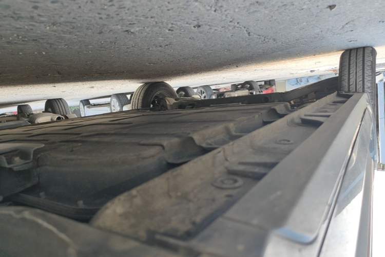 Used Baojun KiWi EV 2021 Artist Model Ternary Lithium Right Side Sill