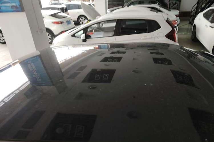 Used Baojun KiWi EV 2021 Artist Model Ternary Lithium Roof