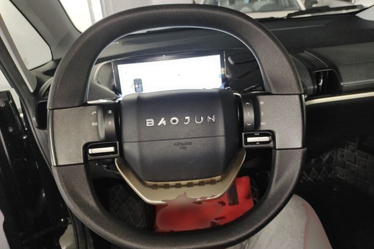 Used Baojun KiWi EV 2021 Artist Model Ternary Lithium Steering Wheel
