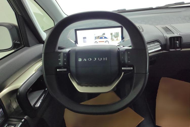 Used Baojun KiWi EV 2021 Artist Model Ternary Lithium Steering Wheel