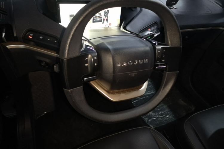 Used Baojun KiWi EV 2021 Artist Model Lithium Iron Phosphate Steering Wheel