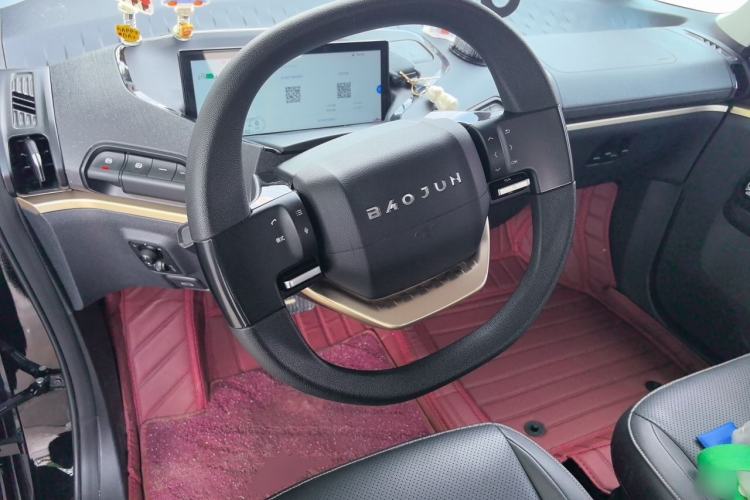 Used Baojun KiWi EV 2021 Artist Model Ternary Lithium Steering Wheel