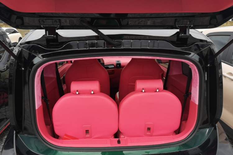 Used Baojun KiWi EV 2021 Artist Model Ternary Lithium Trunk