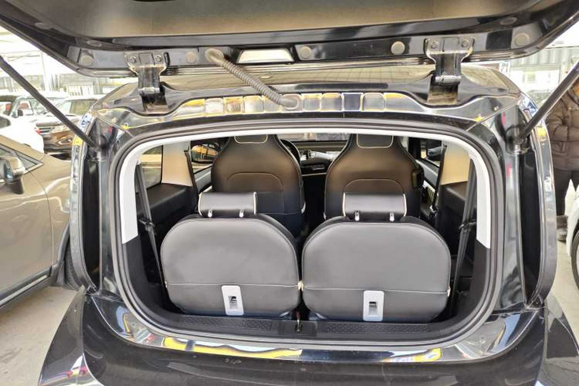 Used Baojun KiWi EV 2021 Artist Model Ternary Lithium Trunk