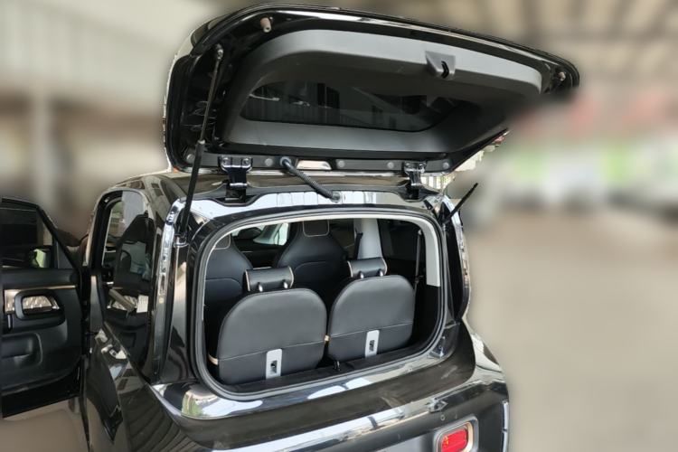 Used Baojun KiWi EV 2021 Designer Lithium Iron Phosphate Trunk
