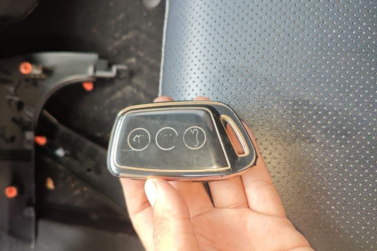 Used Baojun KiWi EV 2021 Artist Model Lithium Iron Phosphate Vehicle Key