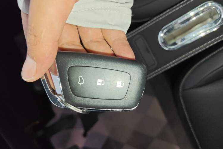 Used Baojun KiWi EV 2021 Designer Lithium Iron Phosphate Vehicle Key