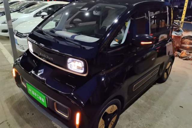 Used Baojun KiWi EV 2021 Artist Model Lithium Iron Phosphate