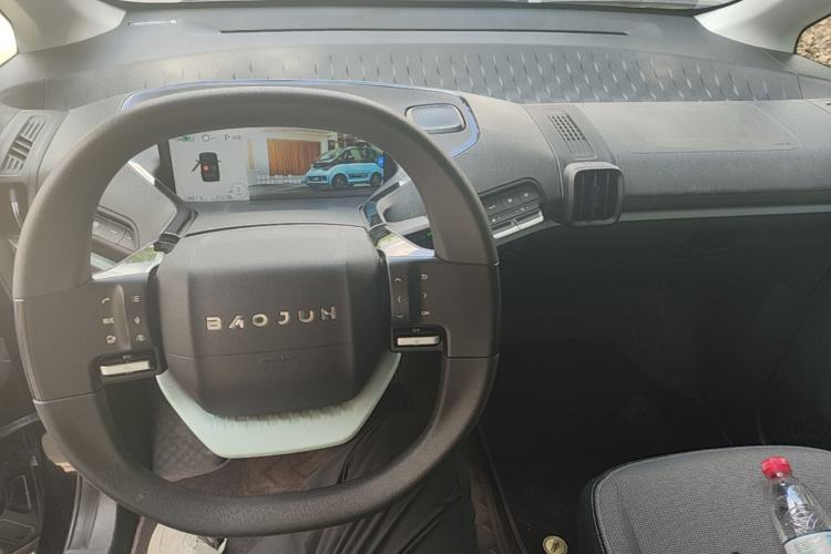 Used Baojun KiWi EV 2021 Designer Lithium Iron Phosphate Center Console