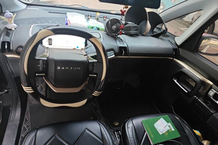Used Baojun KiWi EV 2021 Designer Ternary Lithium Center Console