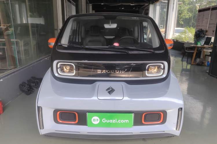 Used Baojun KiWi EV 2021 Artist Model Ternary Lithium Exterior 1
