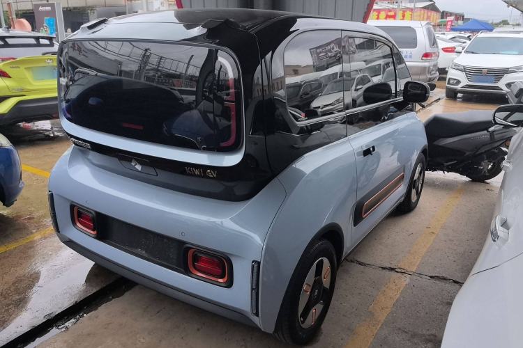 Used Baojun KiWi EV 2021 Artist Model Ternary Lithium Exterior 4
