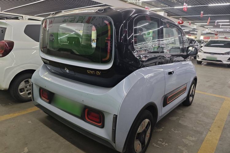 Used Baojun KiWi EV 2021 Artist Model Ternary Lithium Exterior 7