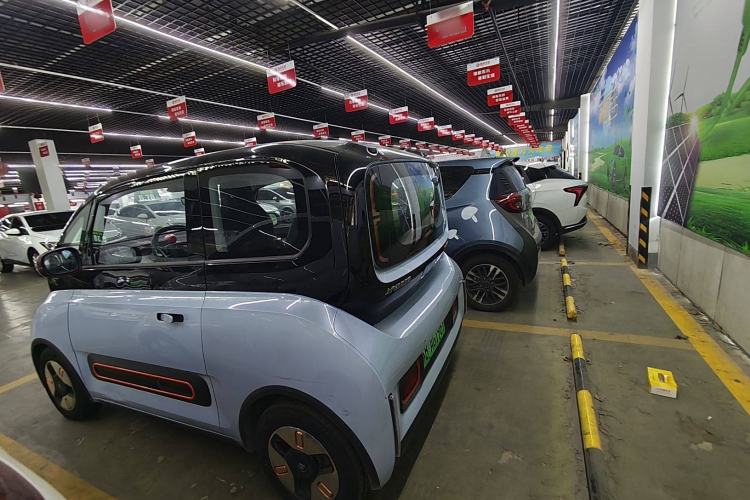 Used Baojun KiWi EV 2021 Artist Model Ternary Lithium Exterior 8