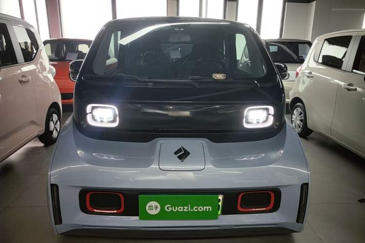 Used Baojun KiWi EV 2021 Artist Model Ternary Lithium Front