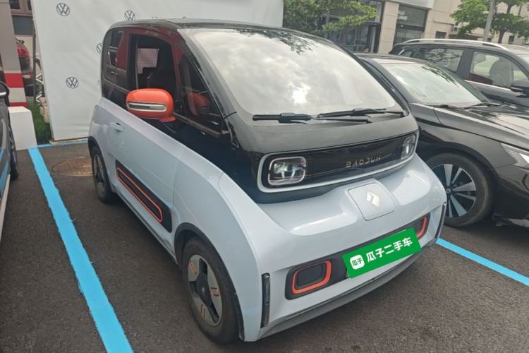 Used Baojun KiWi EV 2021 Artist Model Lithium Iron Phosphate Front Right 45 Deg