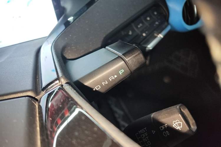 Used Baojun KiWi EV 2021 Artist Model Ternary Lithium Gear Lever