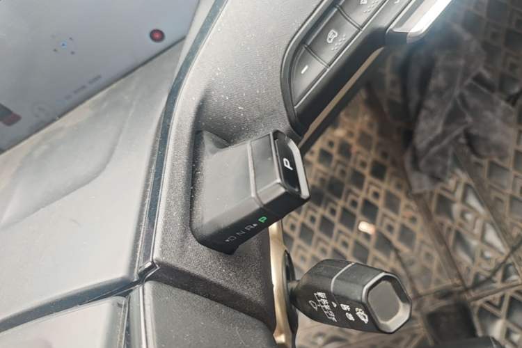 Used Baojun KiWi EV 2021 Artist Model Lithium Iron Phosphate Gear Lever