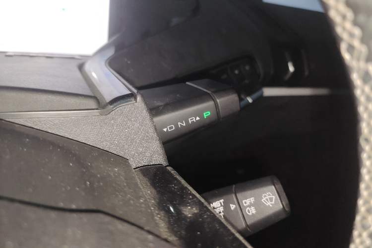 Used Baojun KiWi EV 2021 Artist Model Lithium Iron Phosphate Gear Lever