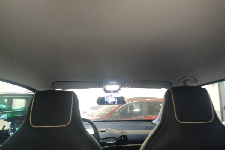 Used Baojun KiWi EV 2021 Designer Lithium Iron Phosphate Headliner